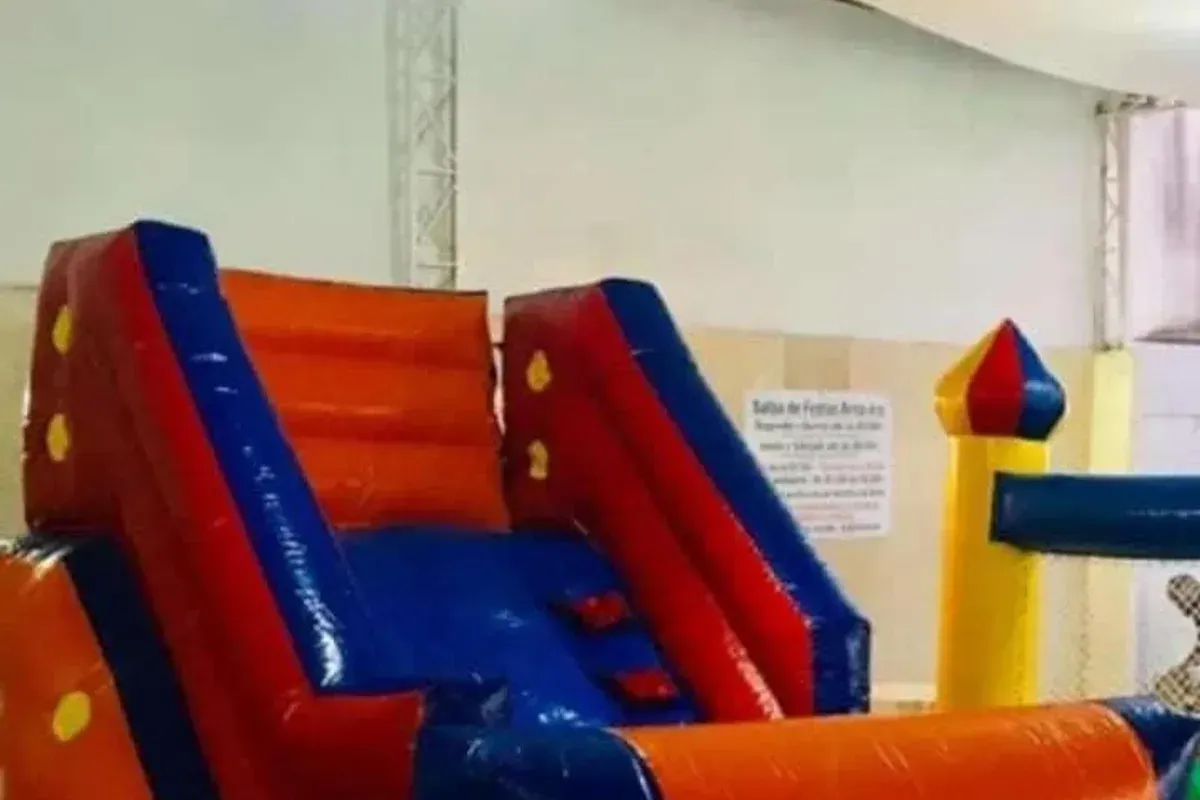 Tobogã Inflável para festa em Taquara, Rio de Janeiro
